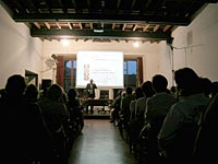 L'assessore alla cultura, Vittorio Perego, apre la serata